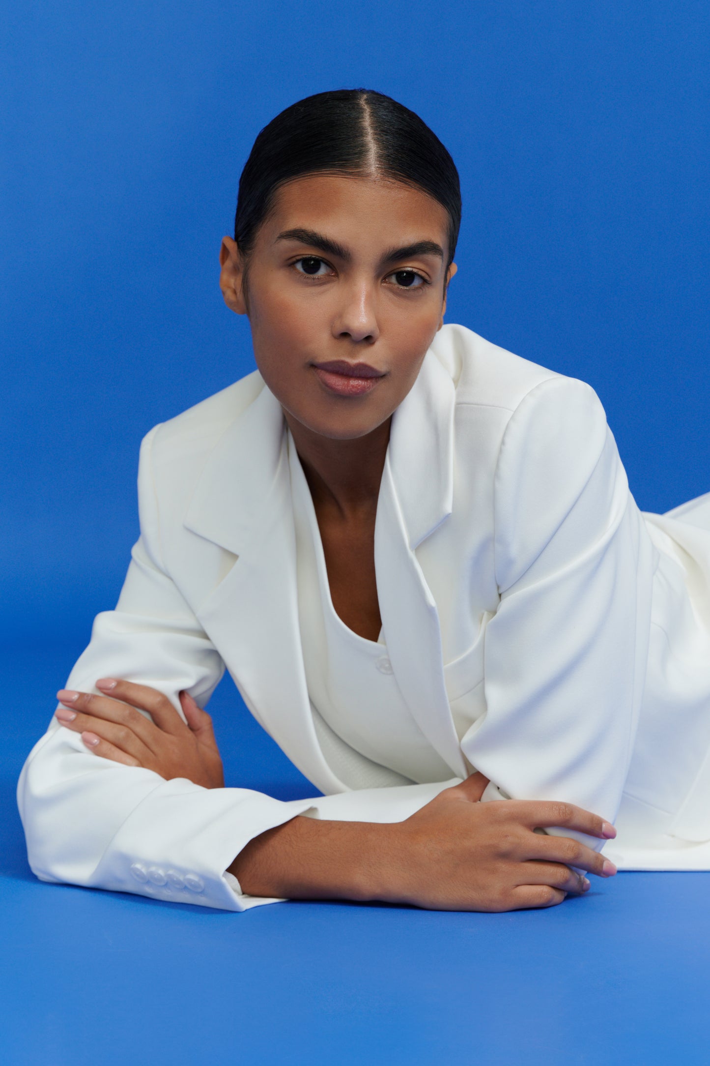 Premium women’s white vest – minimalist fashion outfit