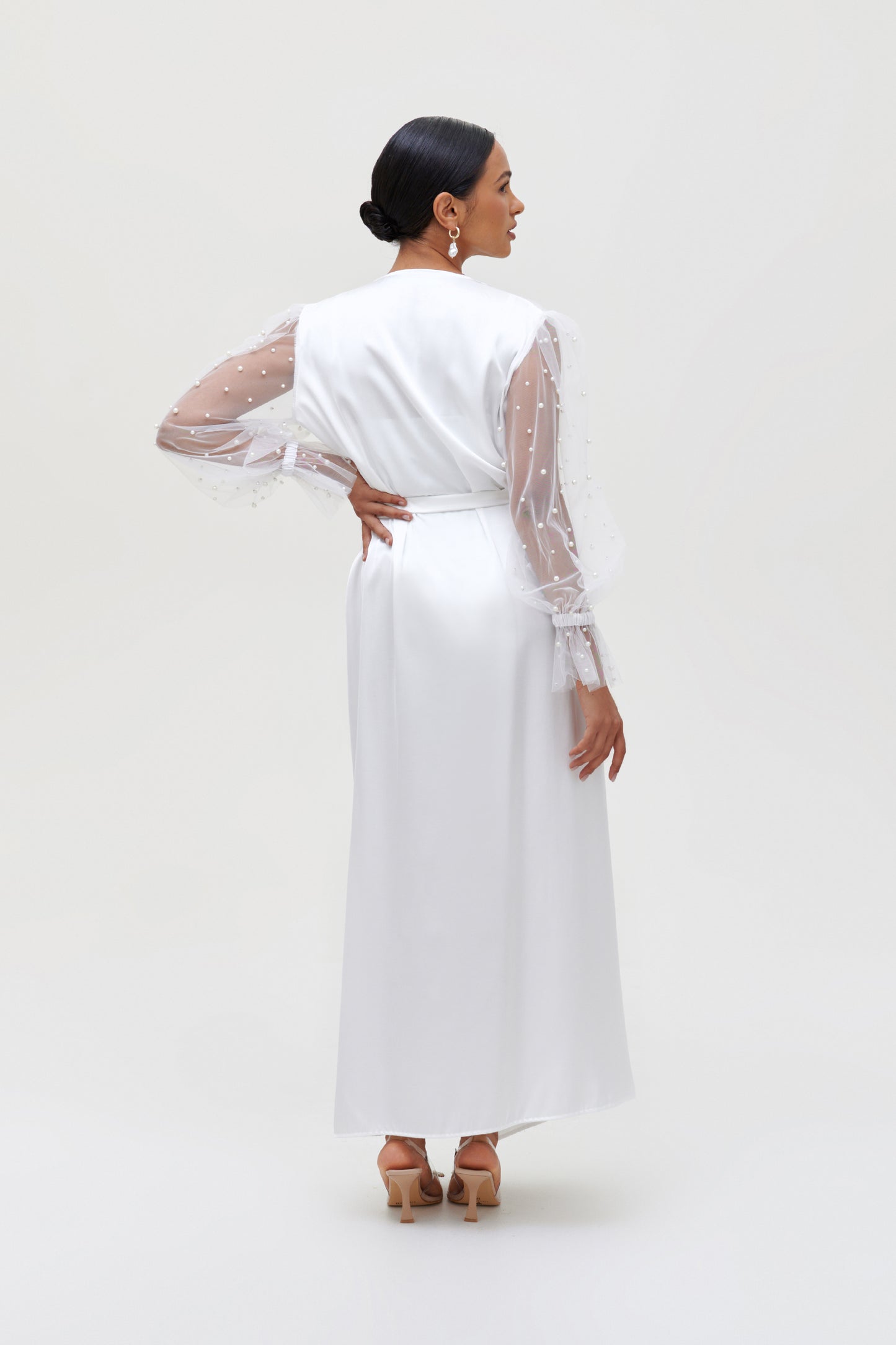 White Pearl Bridal Robe – Satin Wedding Robe with Sheer Sleeves