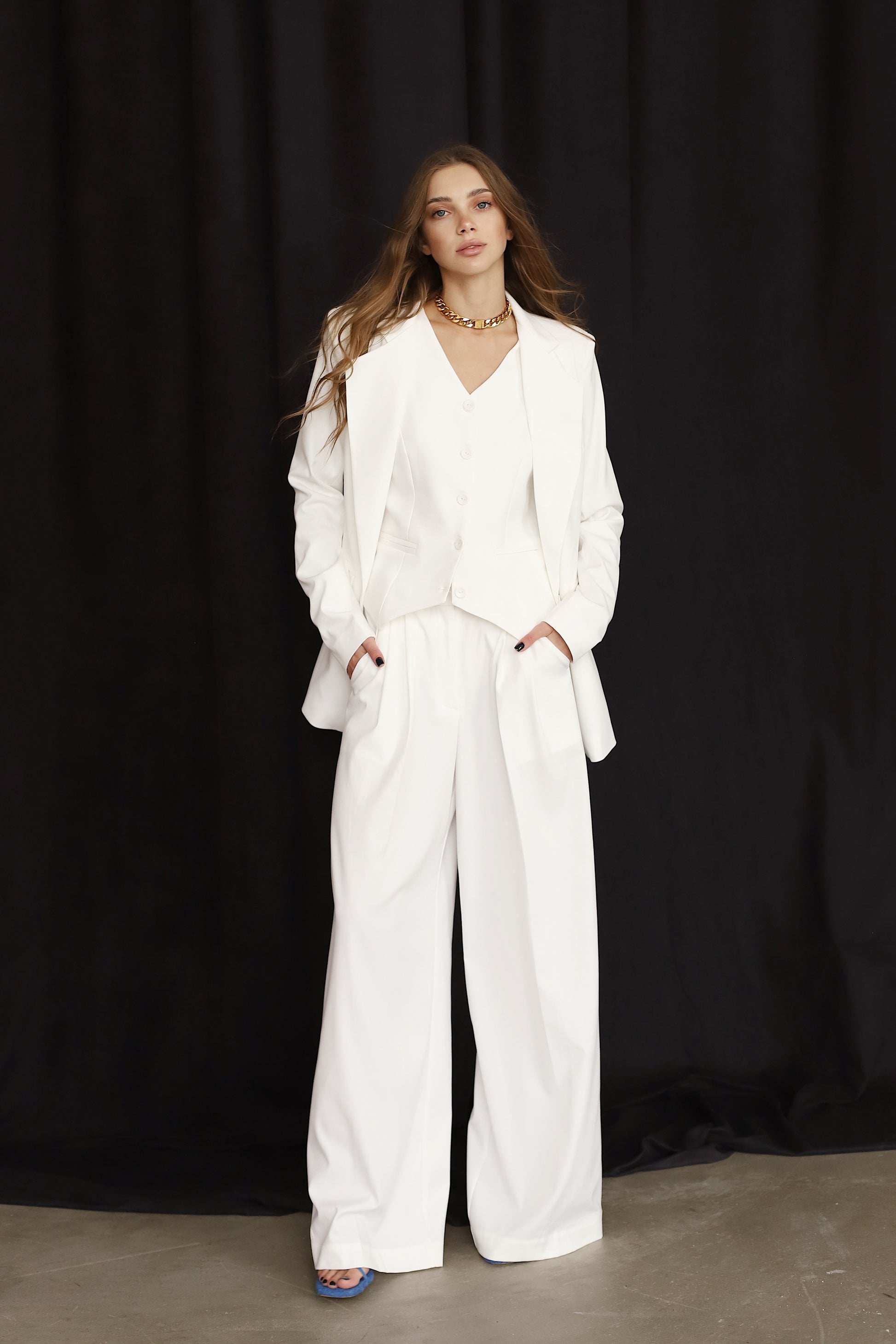 white pants suit for woman  